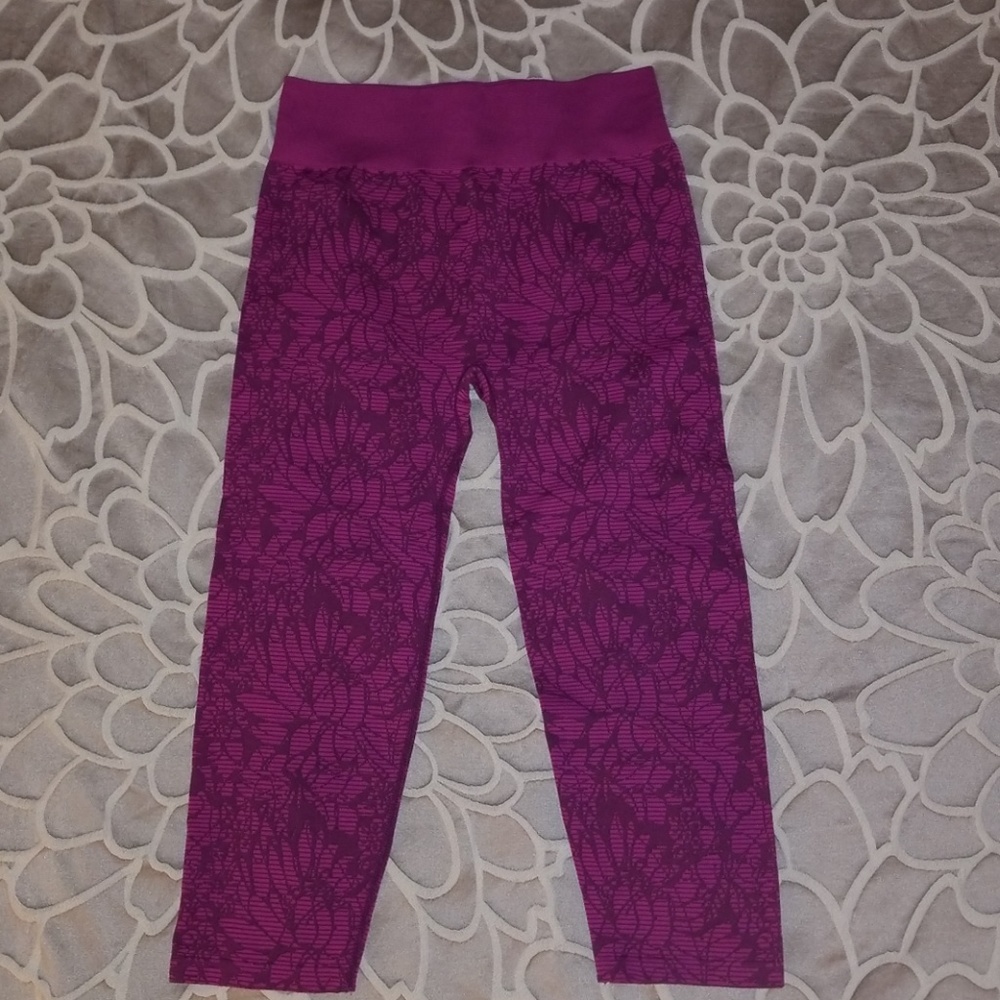 NWOT Fabletics capris